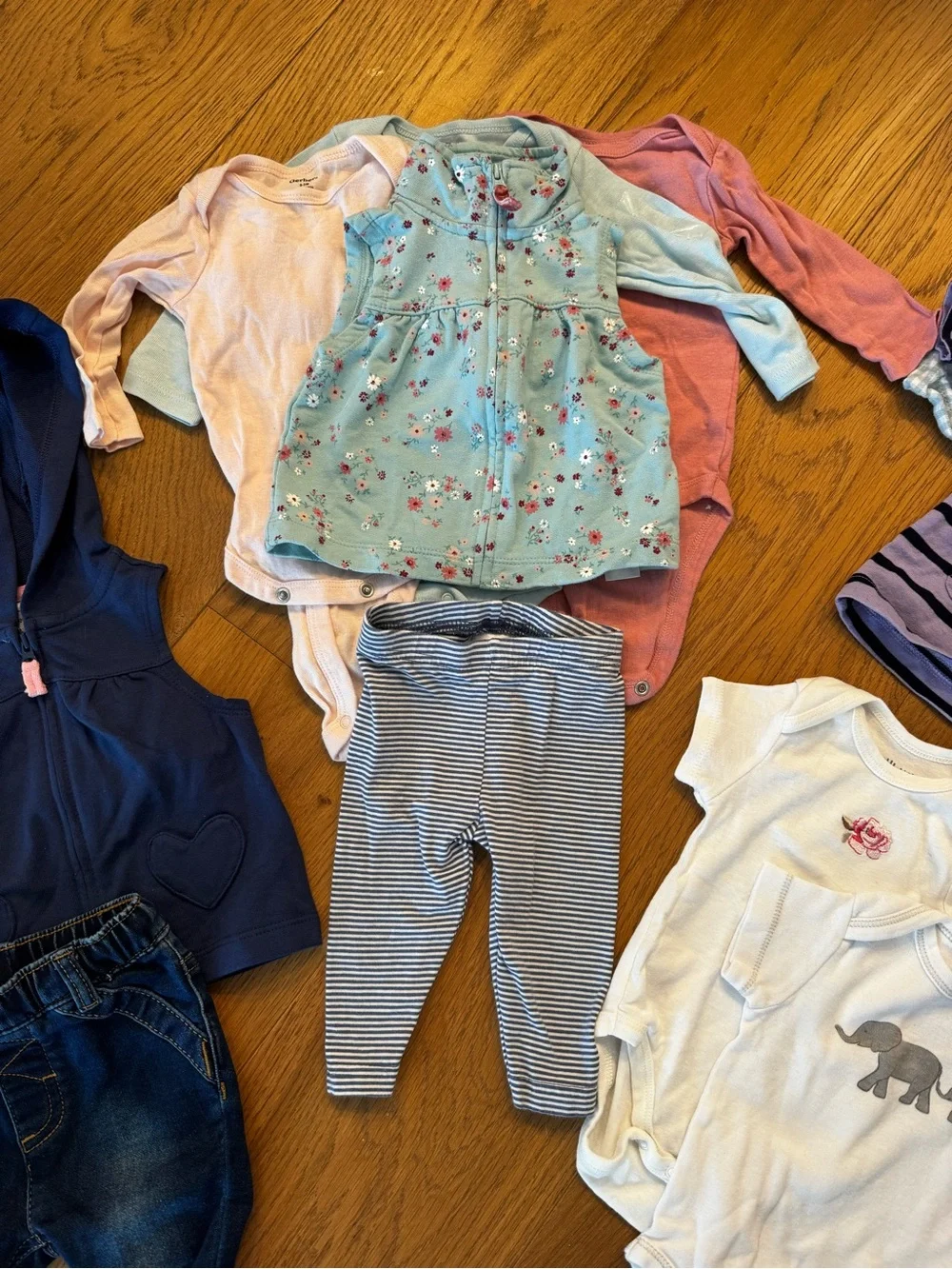 Baby Girl 0-3 Month Mix & Match Clothing Bundle - Picture 3 of 6